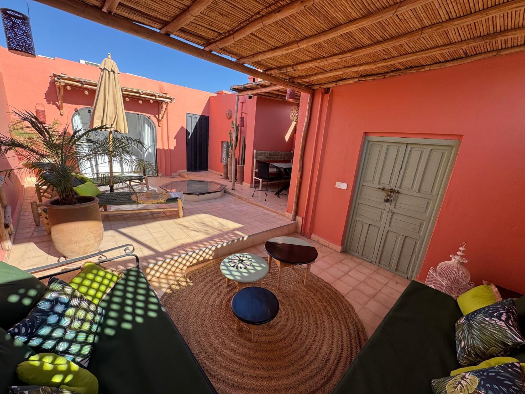 Dar Dabakech, Proche Jemma El Fna, Souk, Centre Medina, Riad, Logement Entier De 2 A 6 Personnes マラケシュ エクステリア 写真