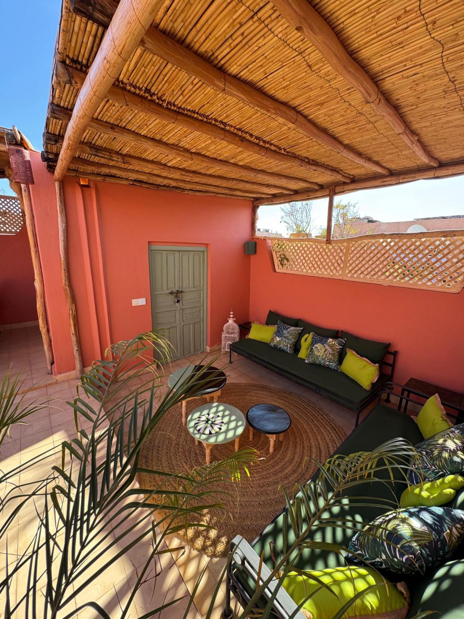 Dar Dabakech, Proche Jemma El Fna, Souk, Centre Medina, Riad, Logement Entier De 2 A 6 Personnes マラケシュ エクステリア 写真